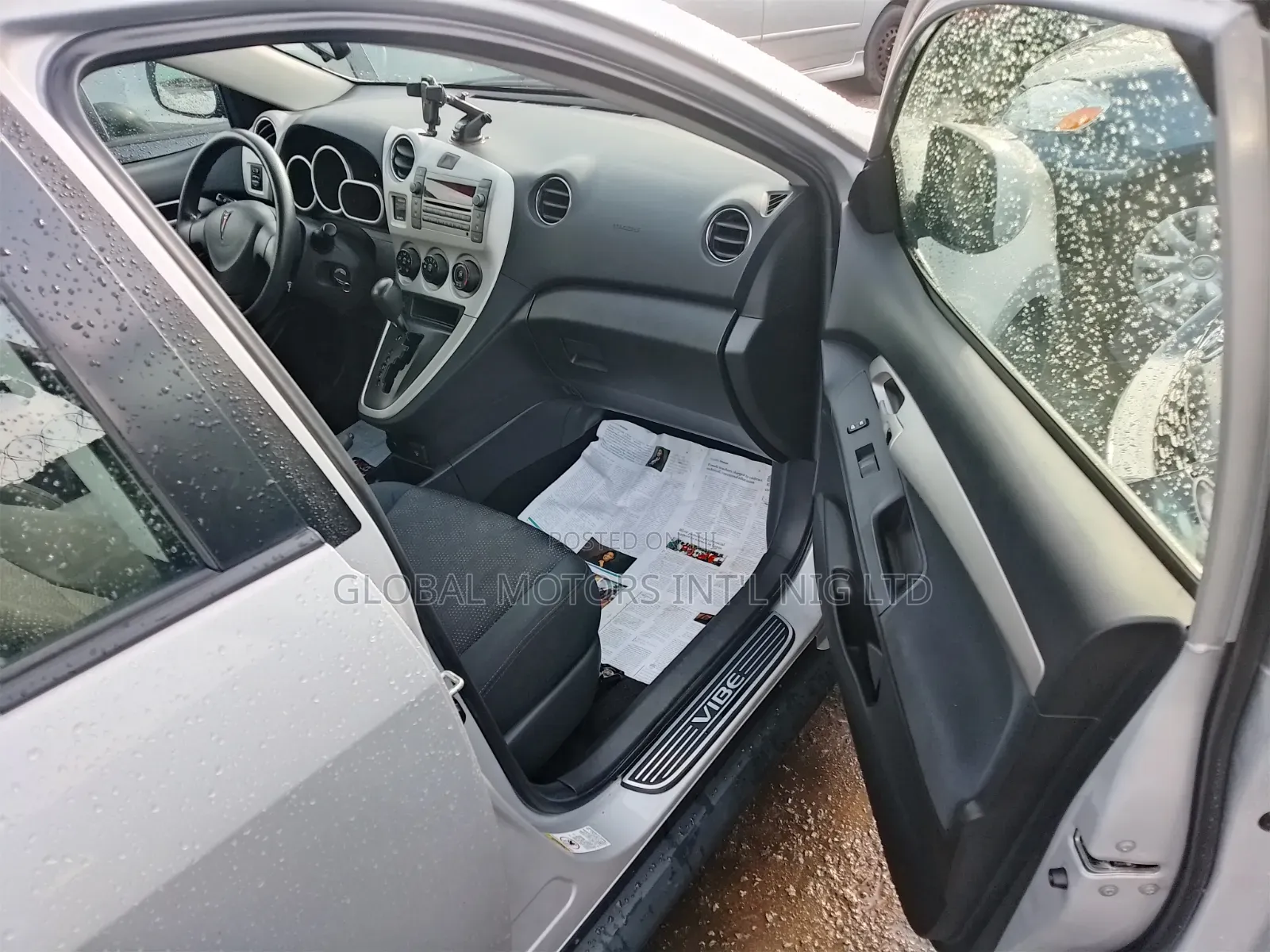 Toyota Pontiac Vibe 2010/2011. Full Option
