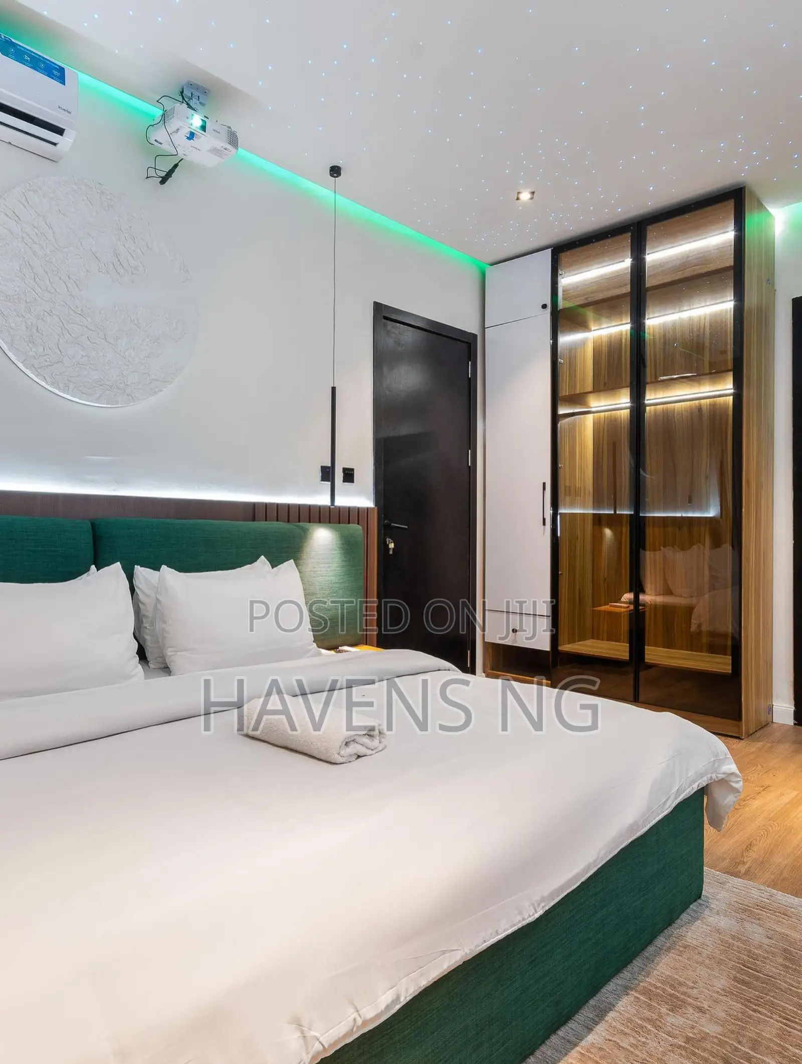 New Cinematic 1 Bedroom Apartment With Swimming Pool Ps5