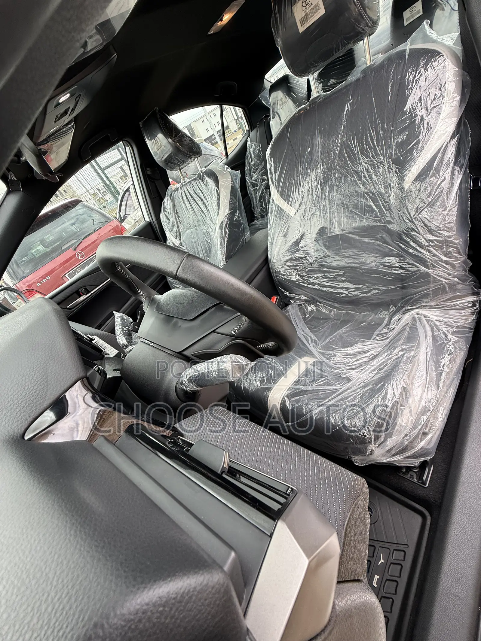 Toyota Camry SE 2026 White