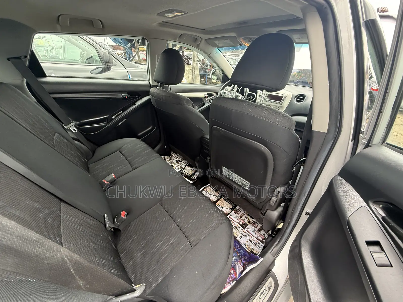 Toyota Matrix S Hatchback AWD (2.4L 4cyl 4A) 2012 Silver