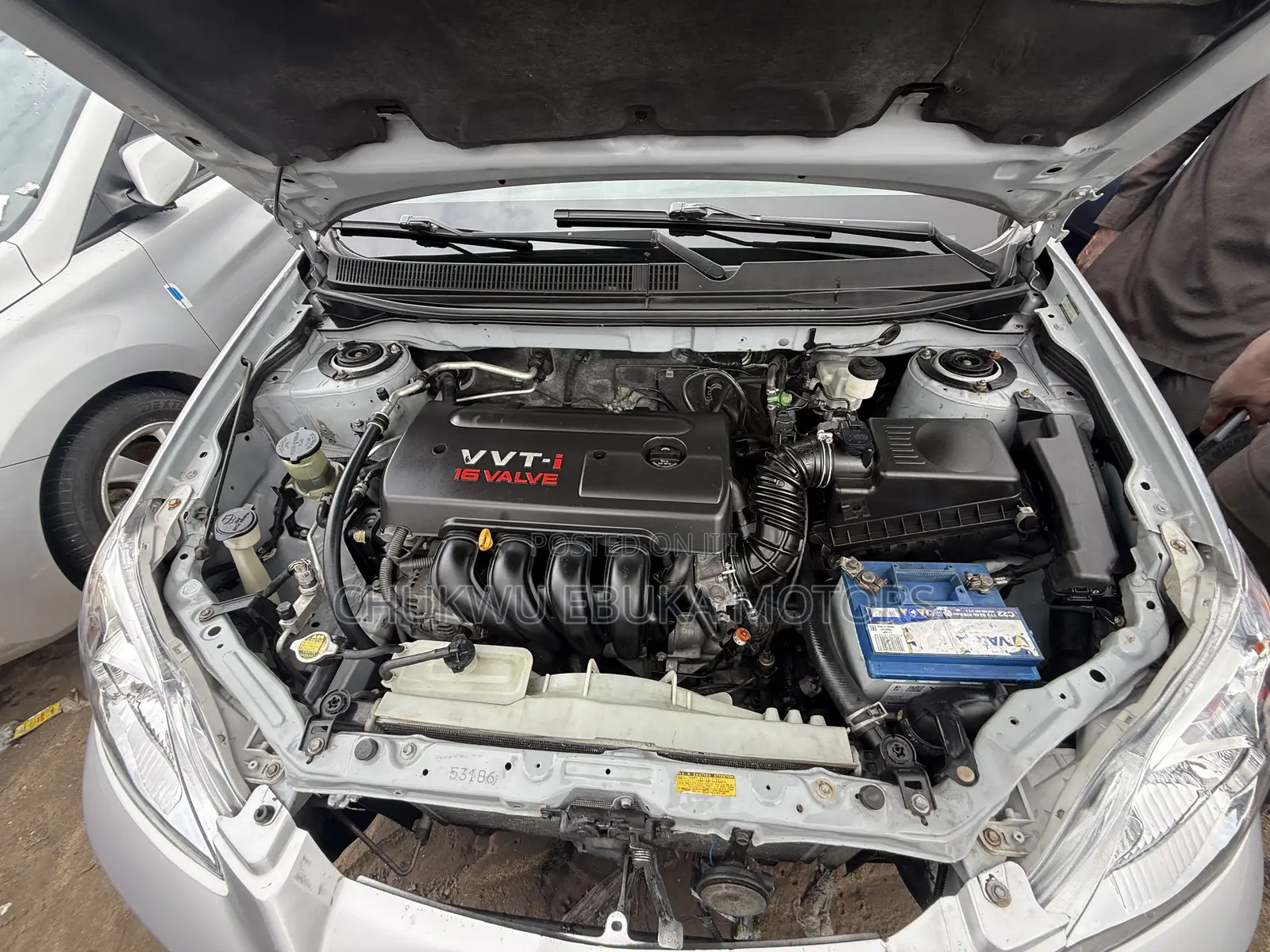 Toyota Matrix XR Hatchback FWD (1.8L 4cyl 4A) 2008 Silver