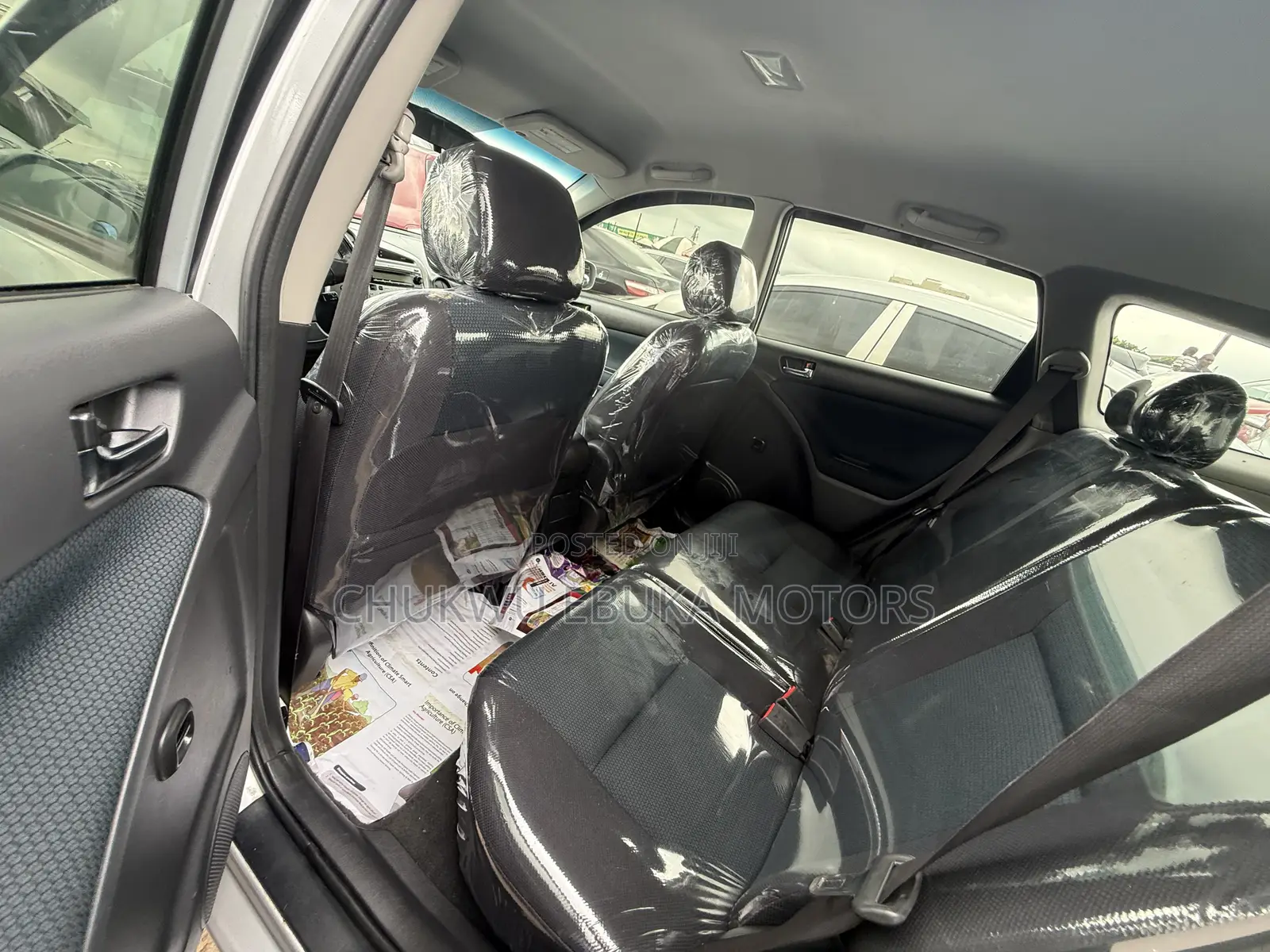 Toyota Matrix XR Hatchback FWD (1.8L 4cyl 4A) 2008 Silver
