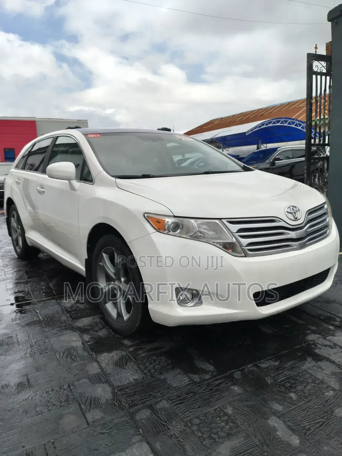 Toyota Venza AWD 2011 White