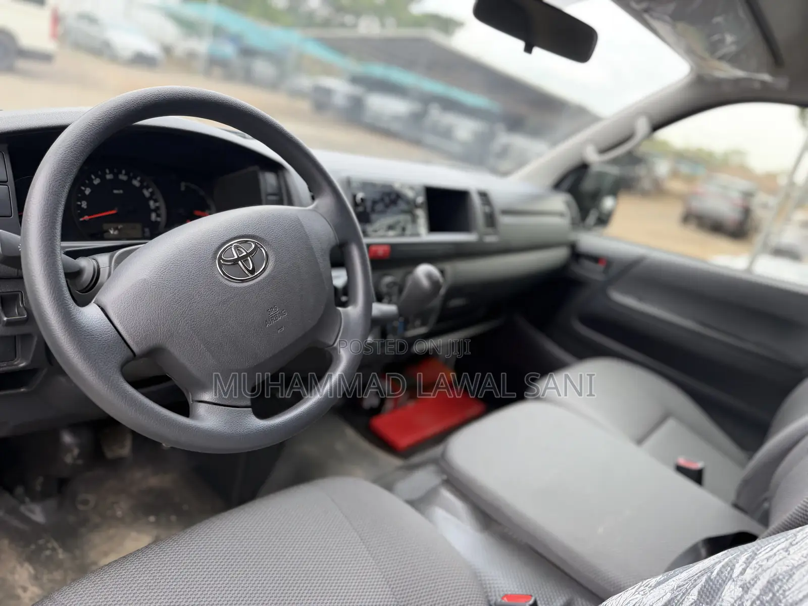 Toyota HiAce 2025 White