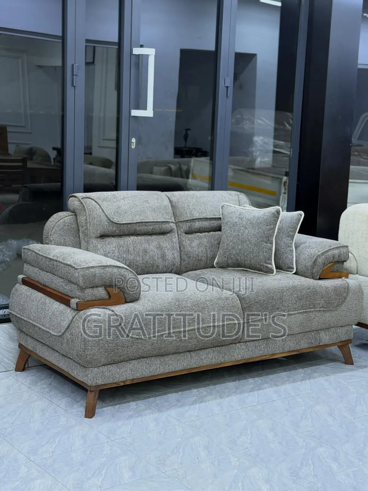 Luxury Sofa Sets 7 Seaters