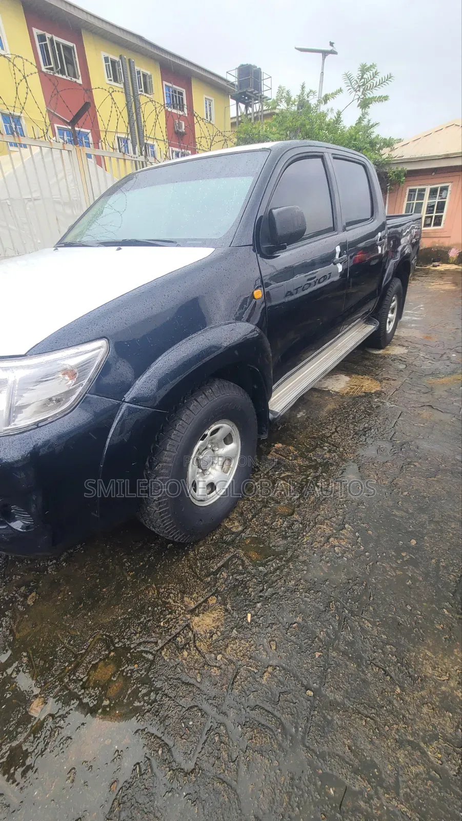 Toyota Hilux 2014 Black