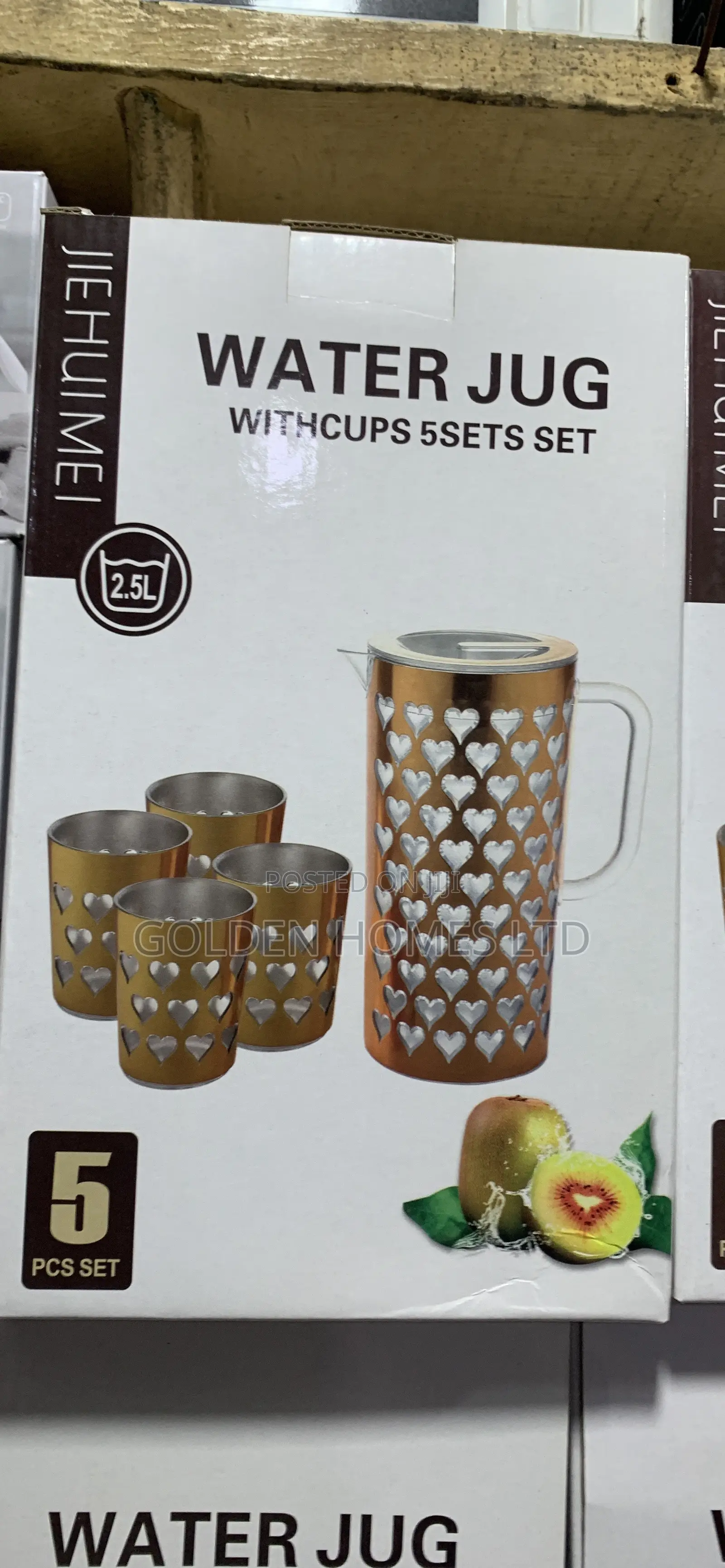 Water Jug With 4cups
