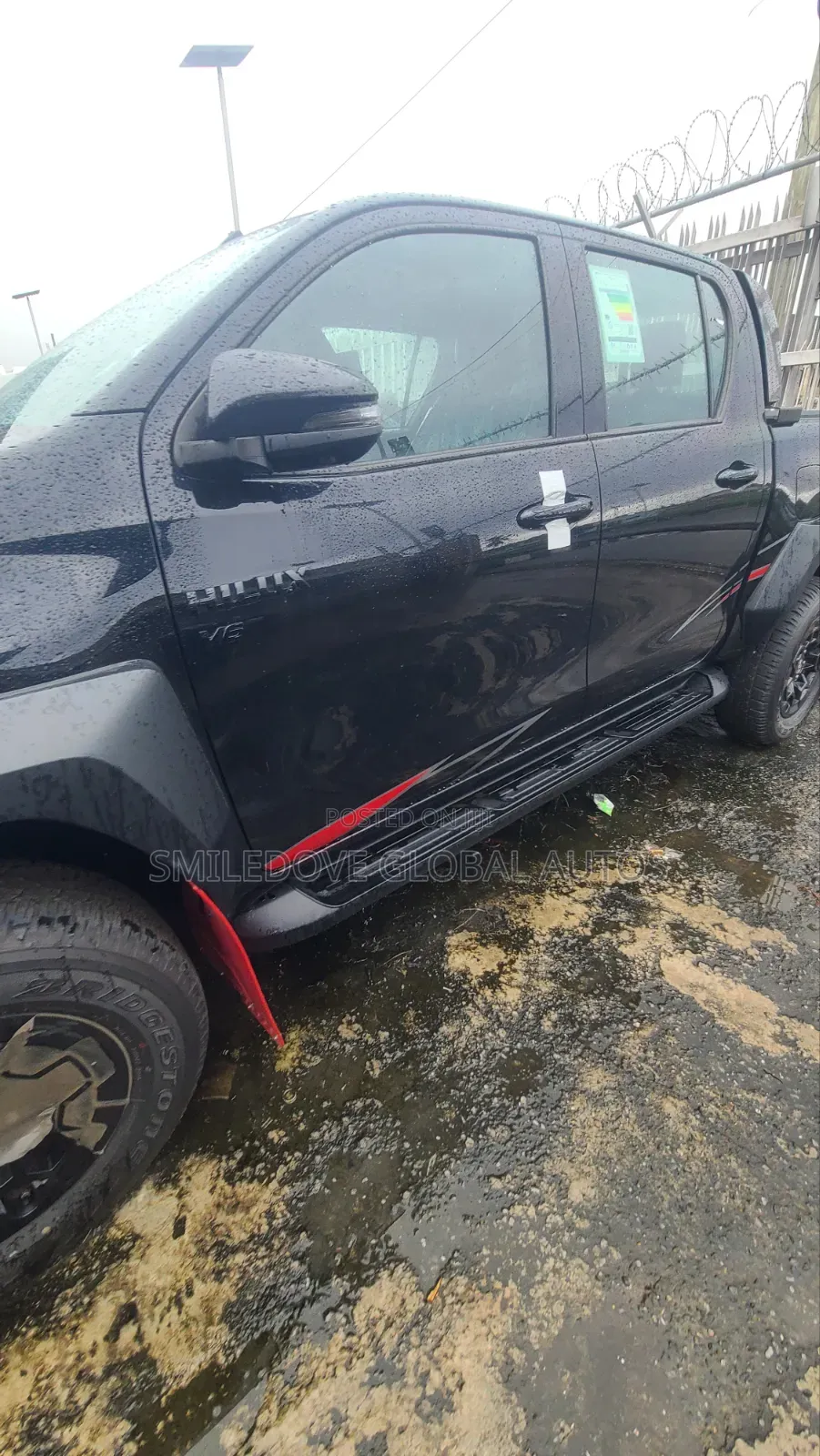 New Toyota Hilux 2025 Black