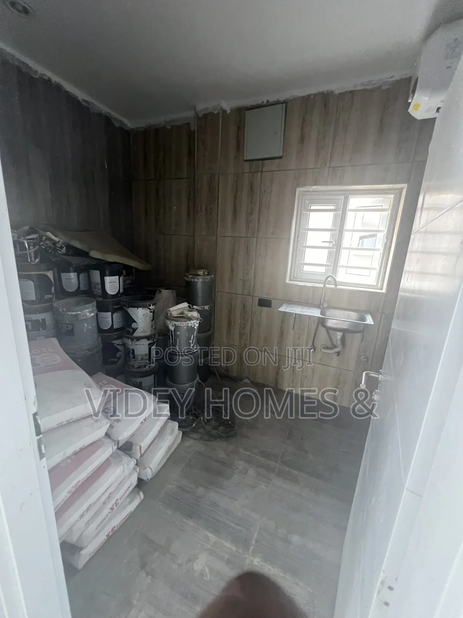 1bdrm Apartment in Sunnyvale Estate, Dakwo District for rent