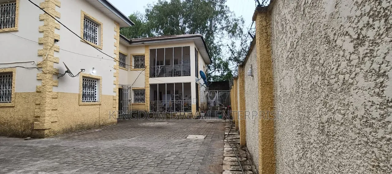 2bdrm Block of Flats in Apapa Gra for sale