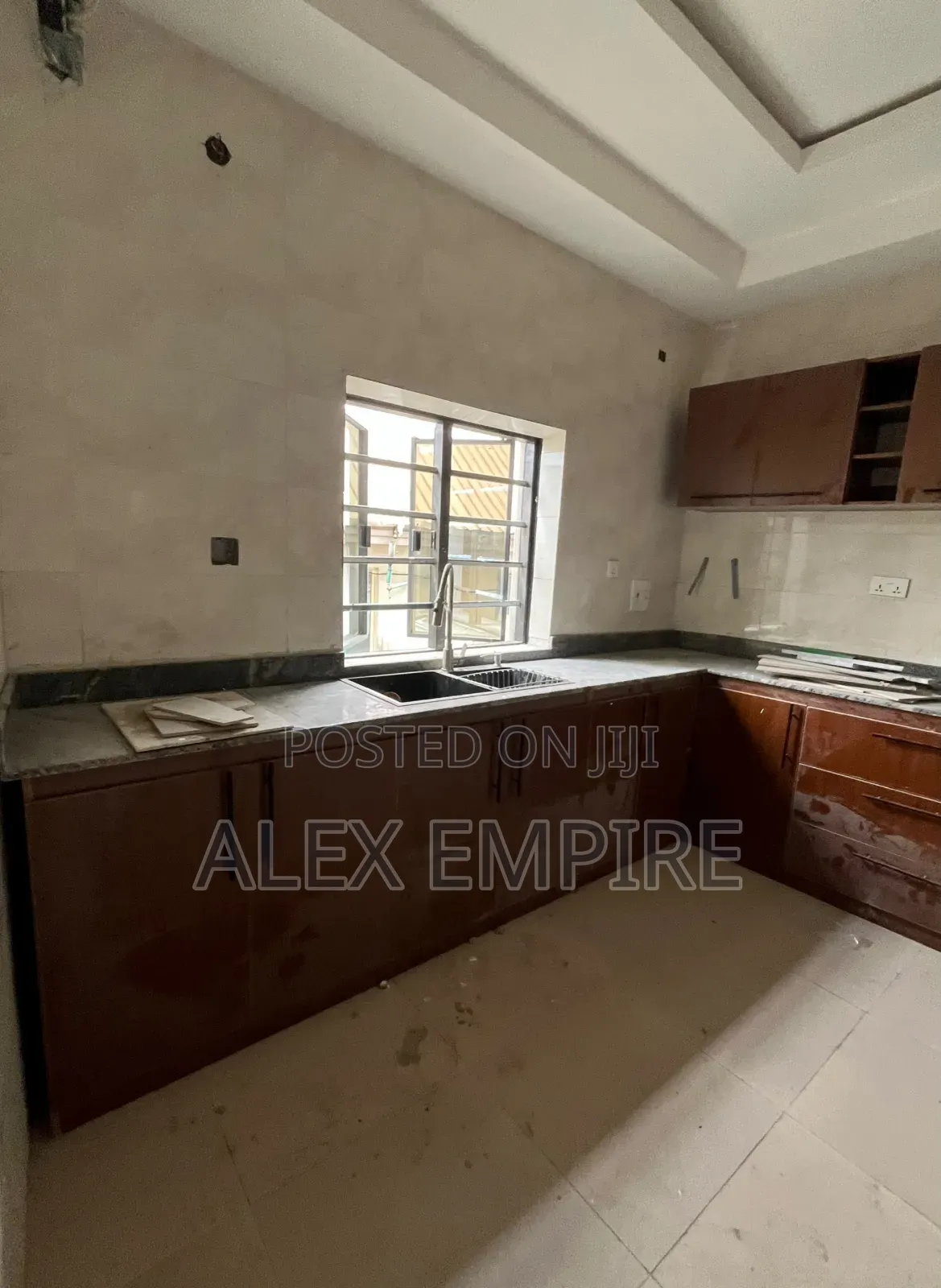 3bdrm Apartment in Ago Palace for rent