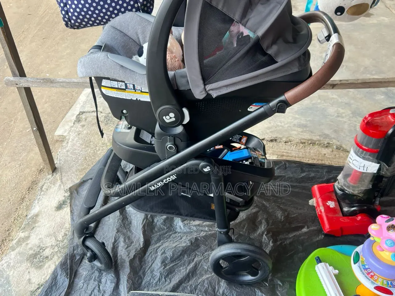 Maxi-Cosi Max Travel System, Infant Stroller and Car Seat Combo
