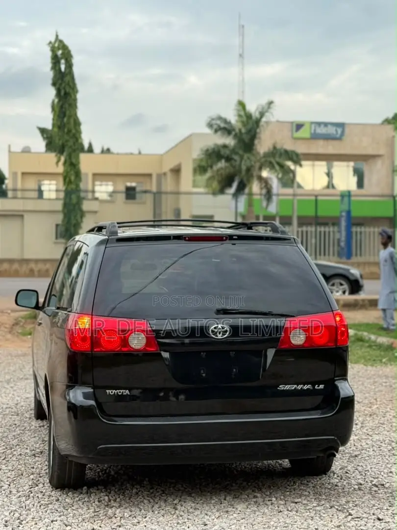 Toyota Sienna 2008 Black