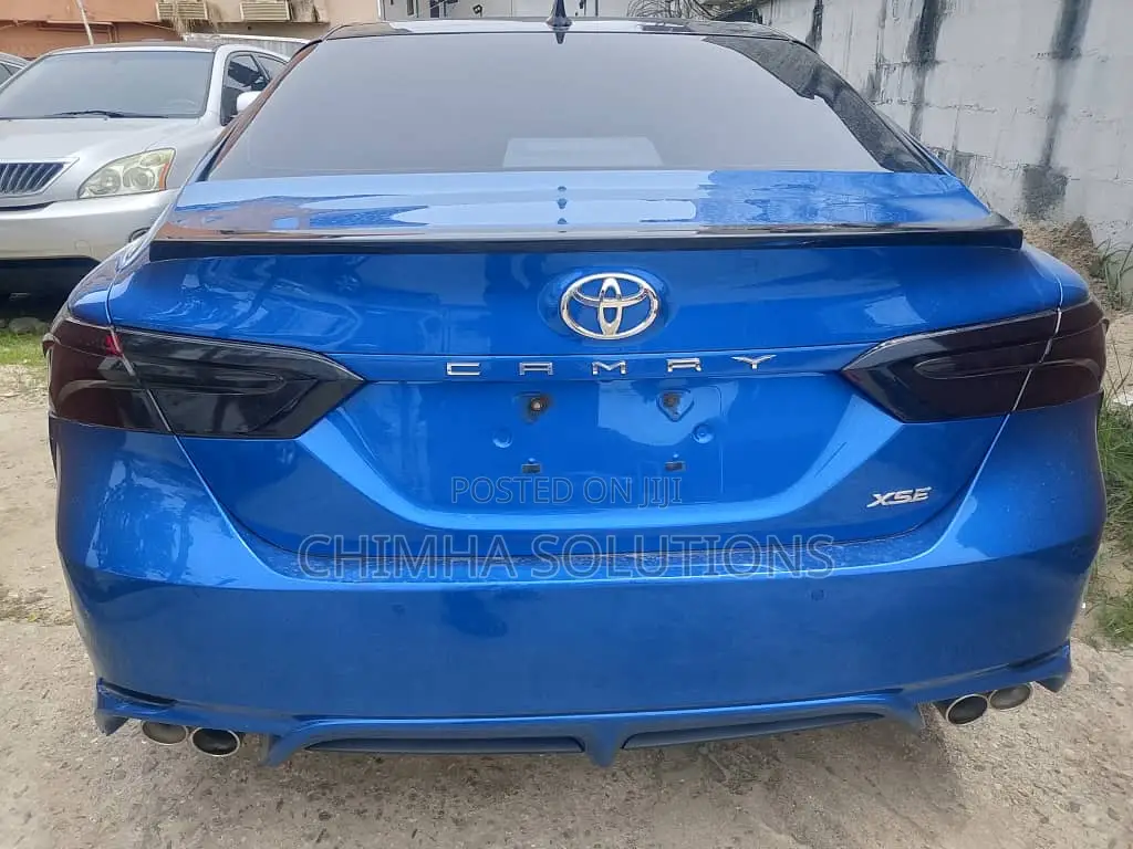 Toyota Camry XSE FWD (2.5L 4cyl 8AM) 2018 Blue