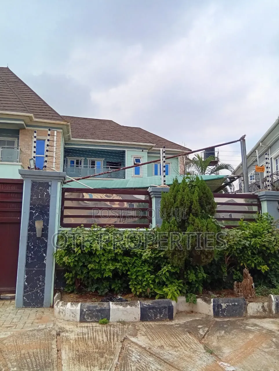 4bdrm Duplex in Fo1,, Kubwa for rent