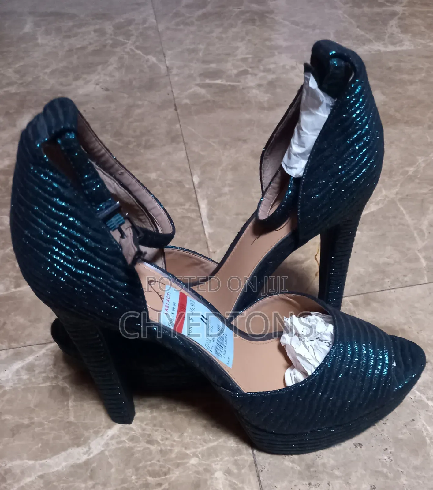 NWT Jessica Simpson "Beesa" Platform Pump Heels