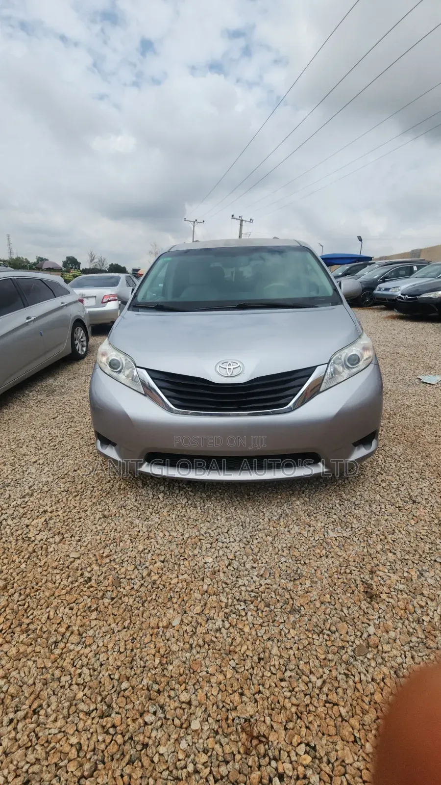 Toyota Sienna 2012 Silver