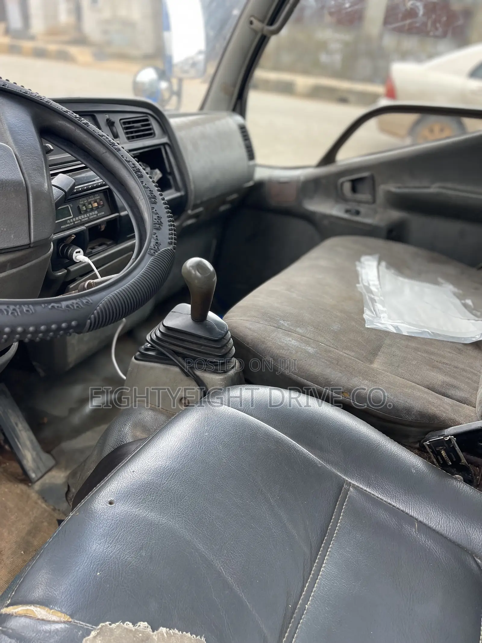 Mitsubishi Fuso Canter 2002 Blue