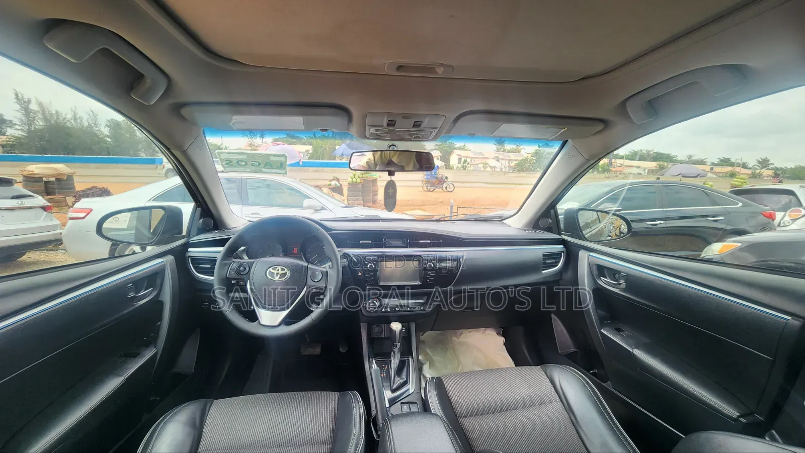 Toyota Corolla 2015 Black