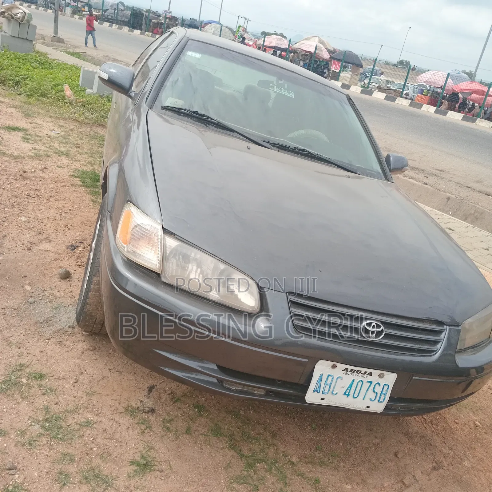 Toyota Camry 2000 Gray