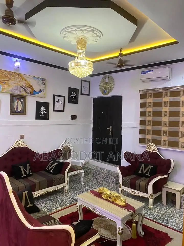 3bdrm Bungalow in Oron Road, Uyo for rent