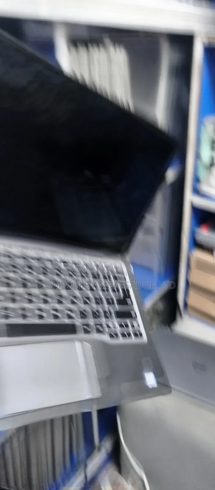 Laptop Dell Latitude 7400 2-in-1 16GB Intel Core i7 SSD 512GB
