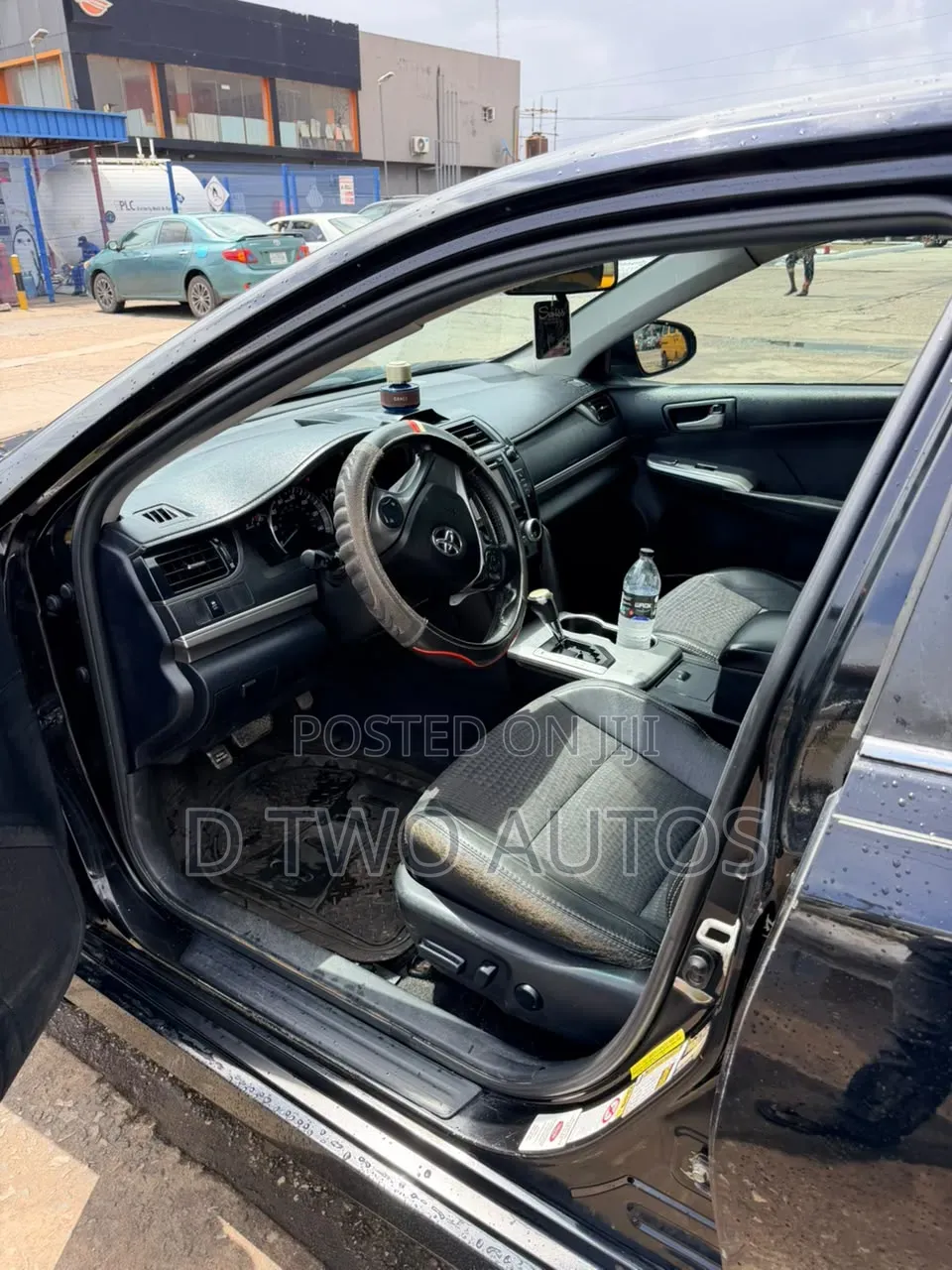 Toyota Camry SE 4dr Sedan (2.5L 4cyl 6A) 2013 Black
