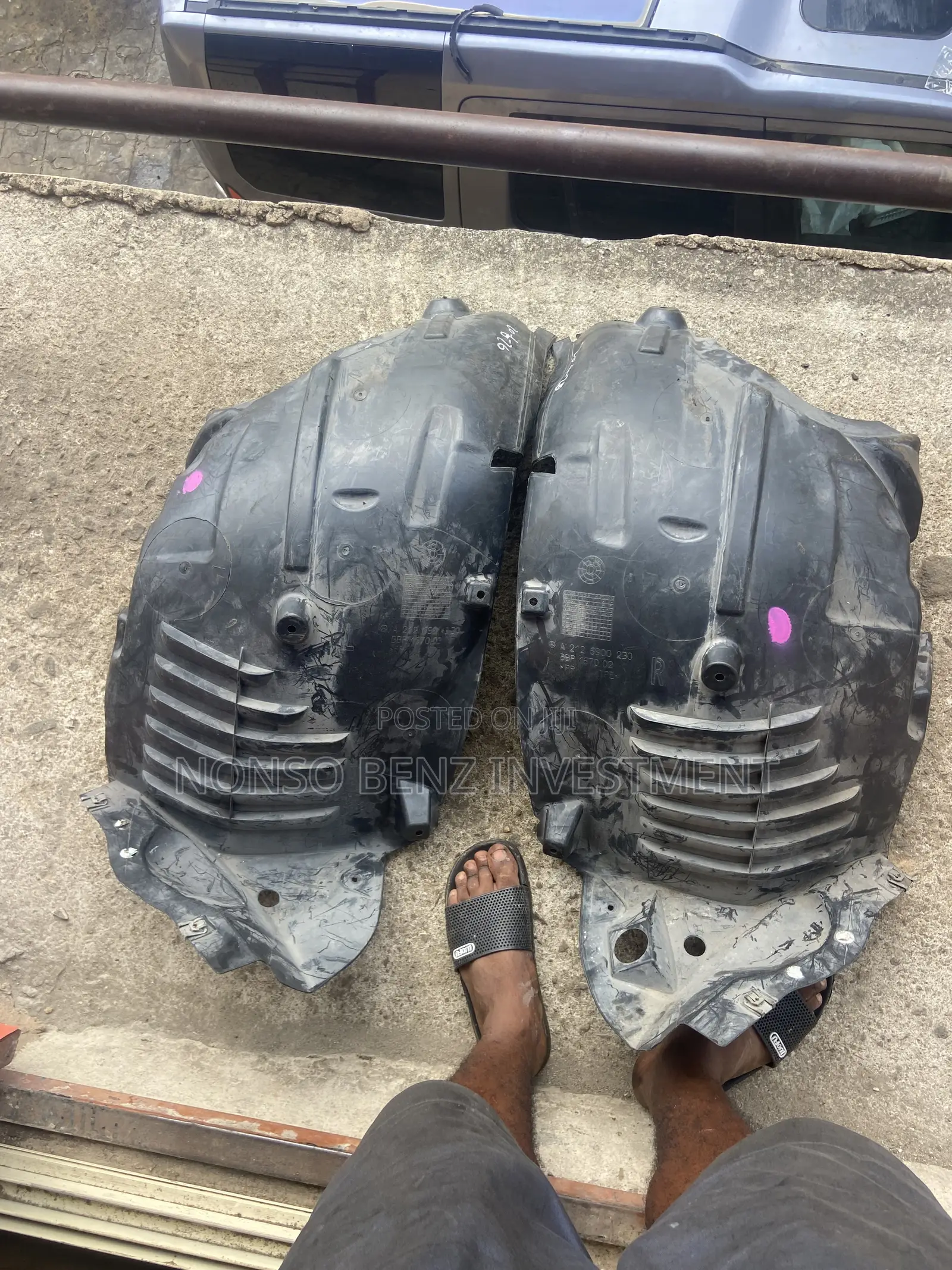 Pair of Sand Protector E350 (W212)