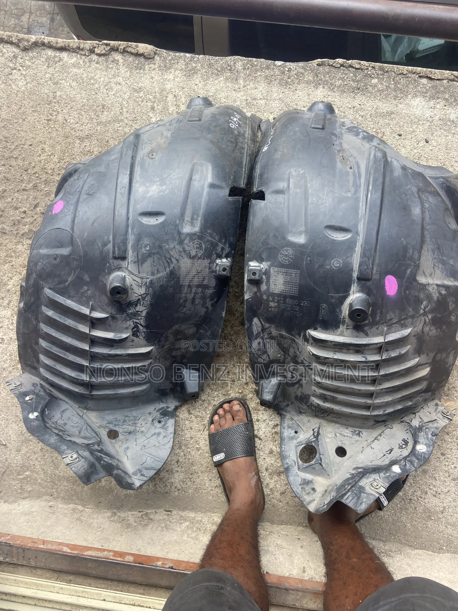 Pair of Sand Protector E350 (W212)