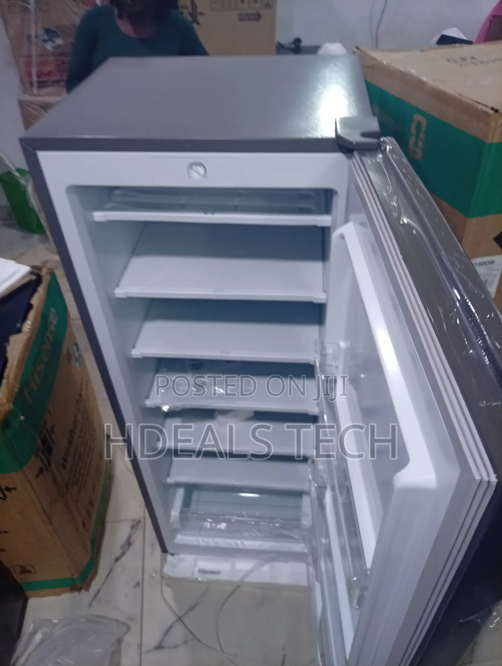 Original Hisense Standing Freezer for Home and Commercial Use