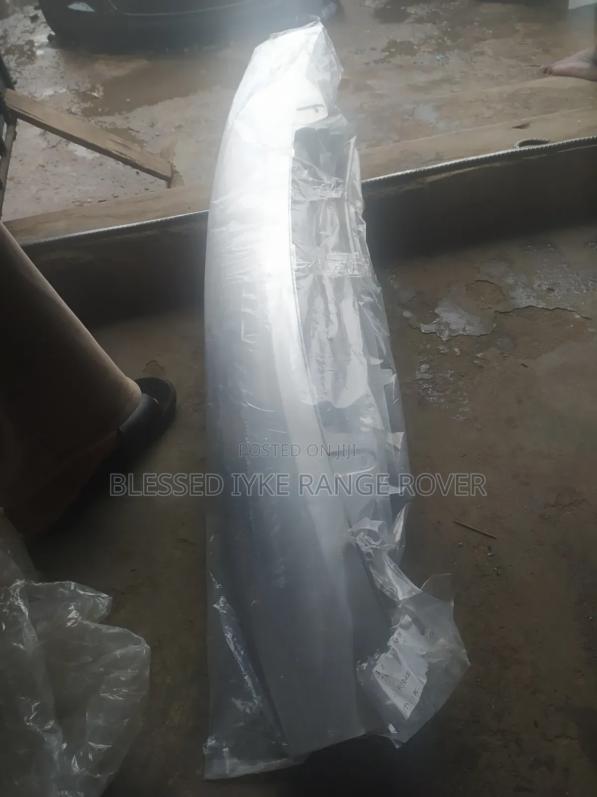 Range Rover Sport 2012 Front Bumper Cover