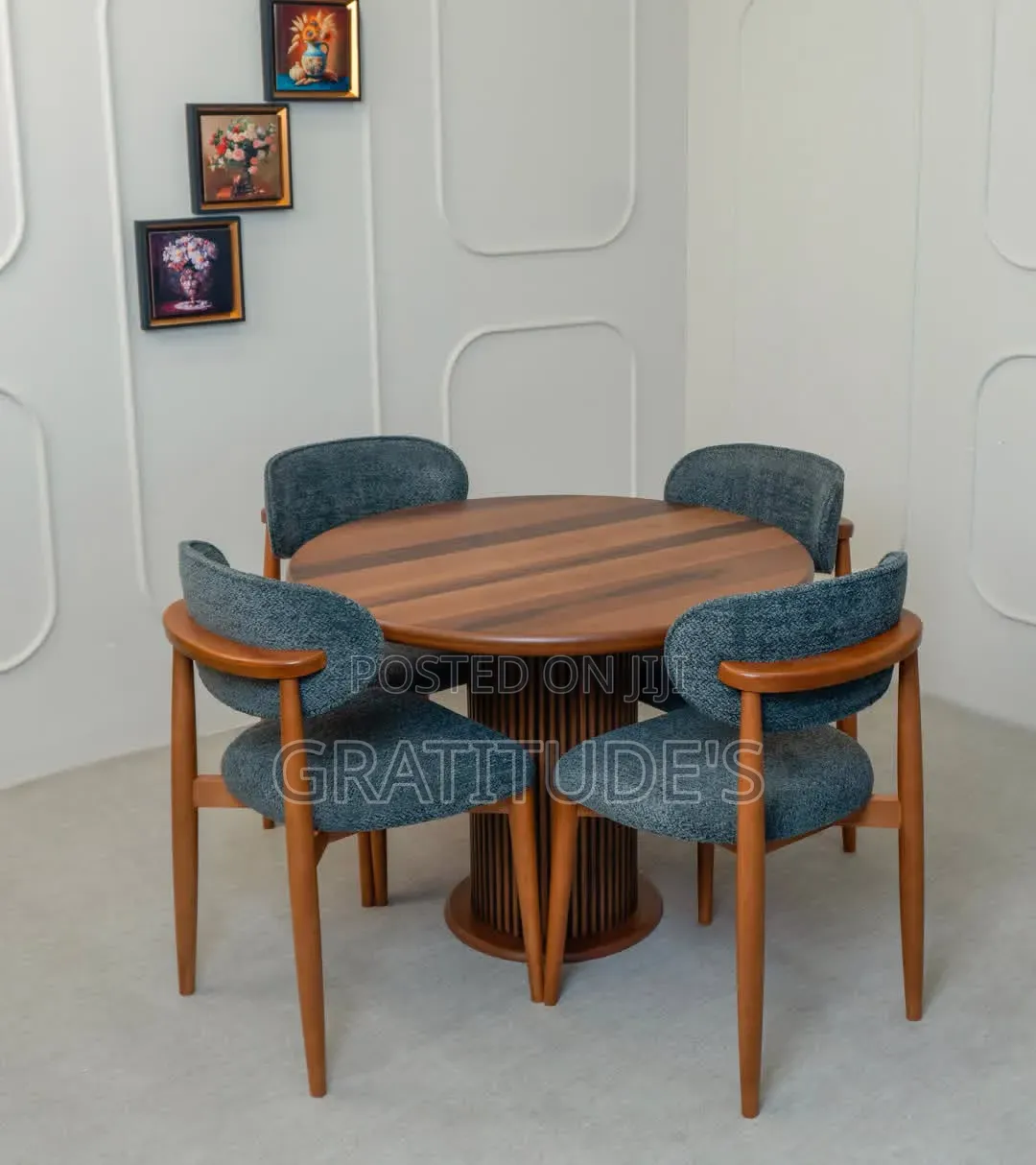 Quality Wooden Round Dining Table Set by 4 Seaters