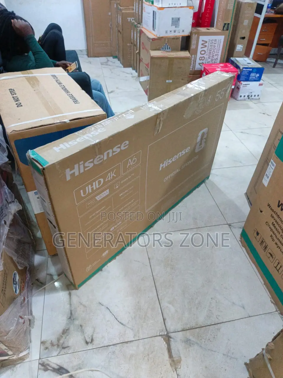 Hisense 55 Inch Smart Tv Model 55a6q With Smooth Performance