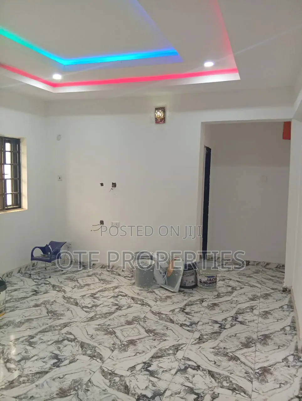 3bdrm Block of Flats in Fo1, Kubwa for rent