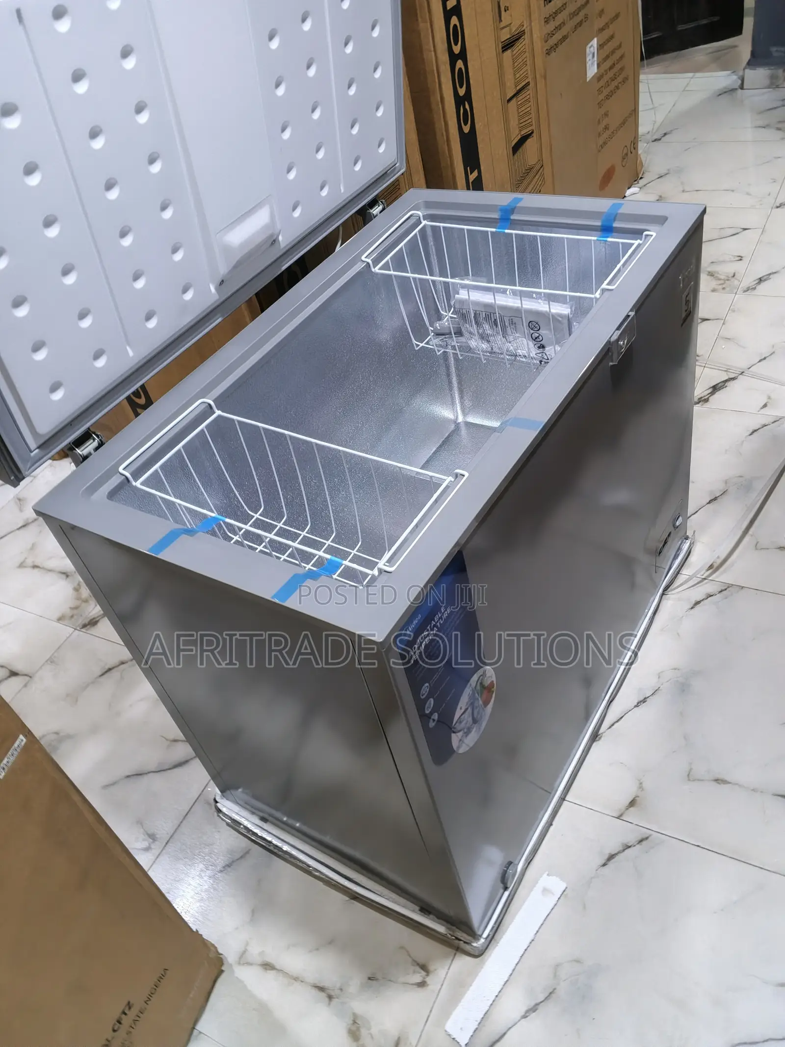 Midea 250l Chest Freezer Mdrc34sfzg43 – High Efficiency