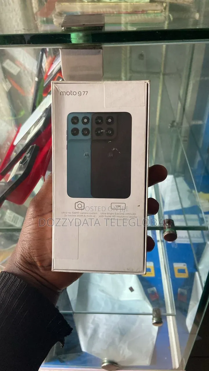 New Motorola Moto G75 256 GB Black