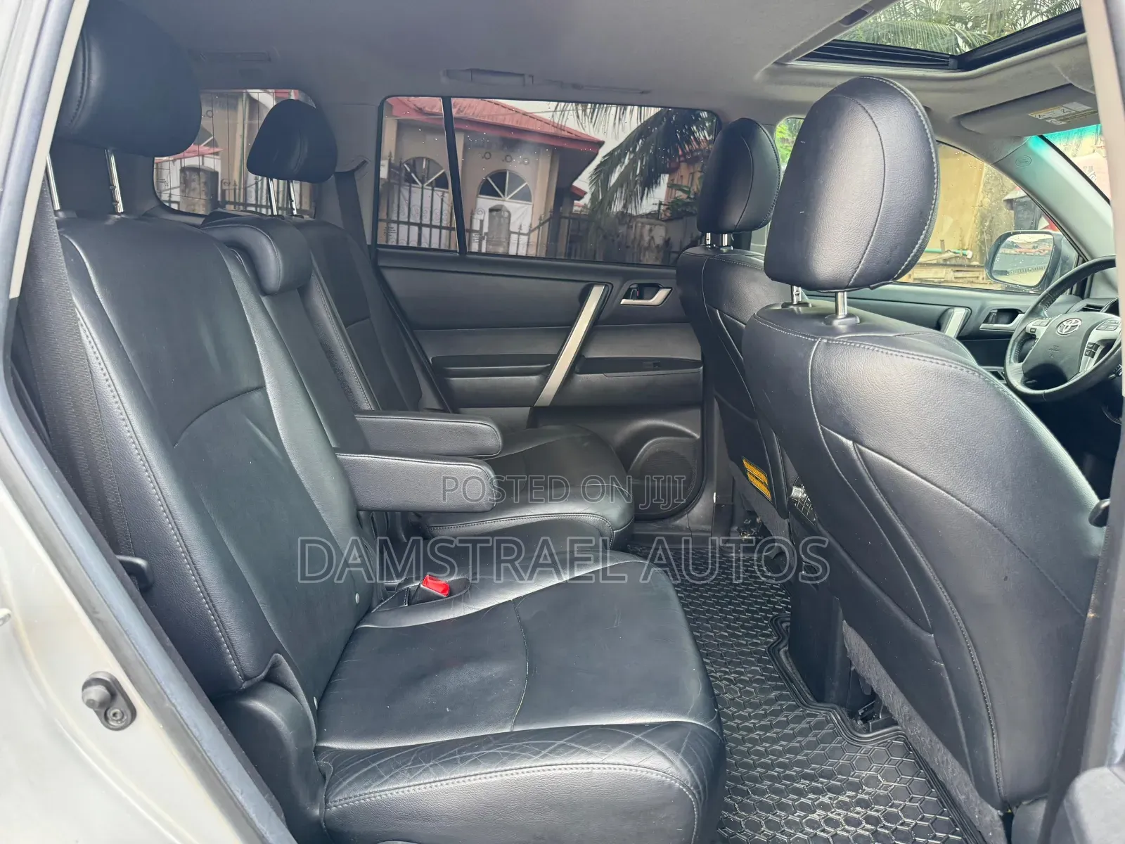 Toyota Highlander 2012 Silver