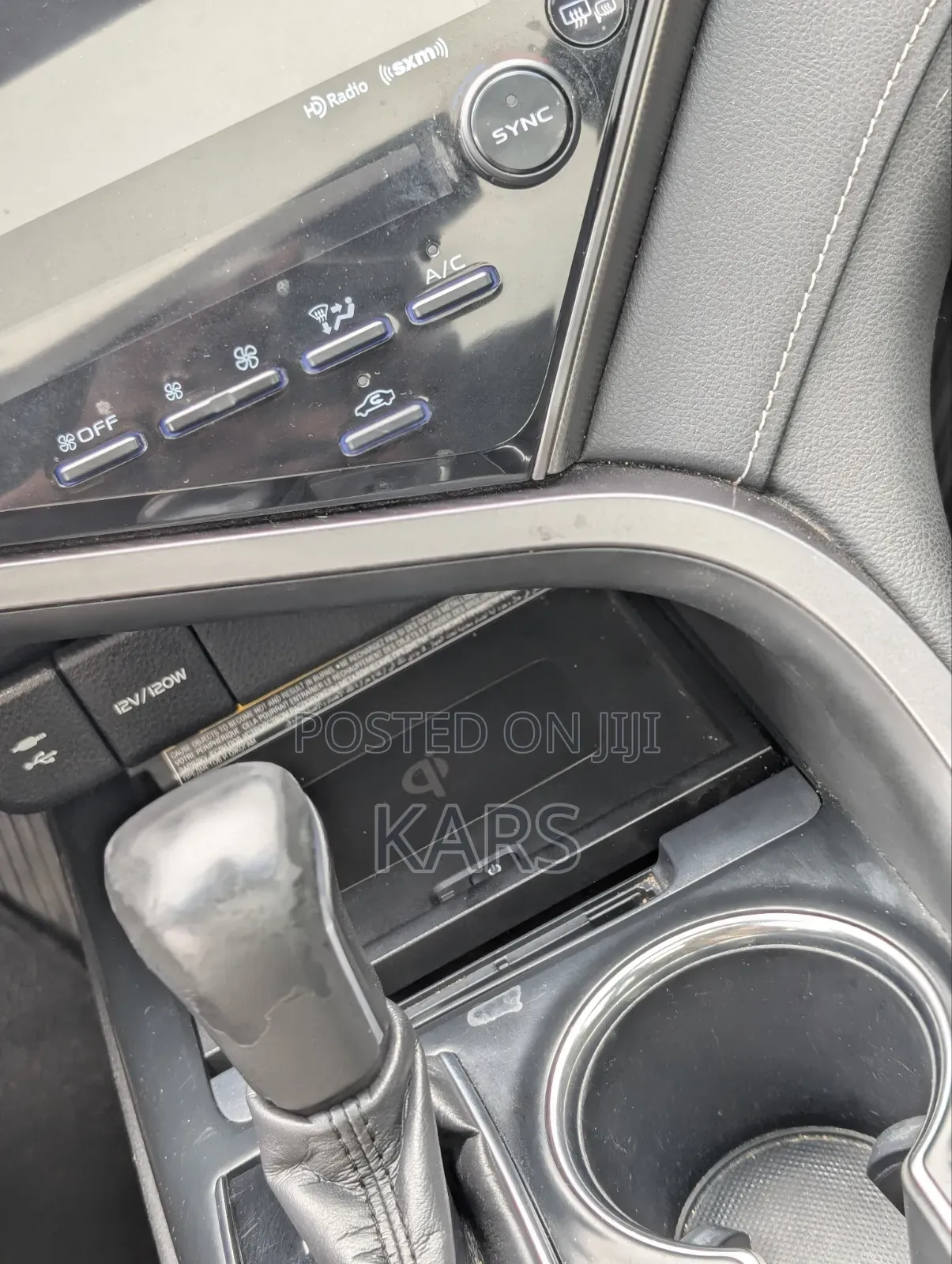 Toyota Camry XSE (2.5L 4cyl 8A) 2019 Silver