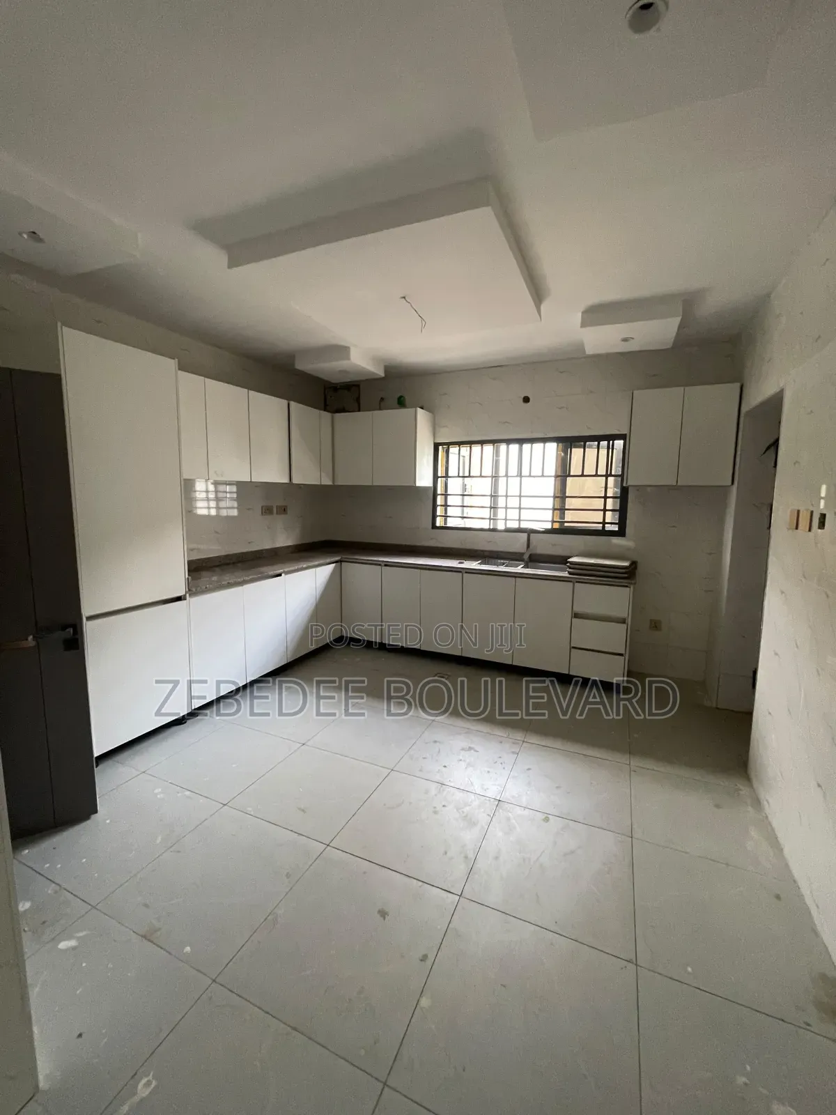 4bdrm Townhouse / Terrace in Katampe (Main) for rent