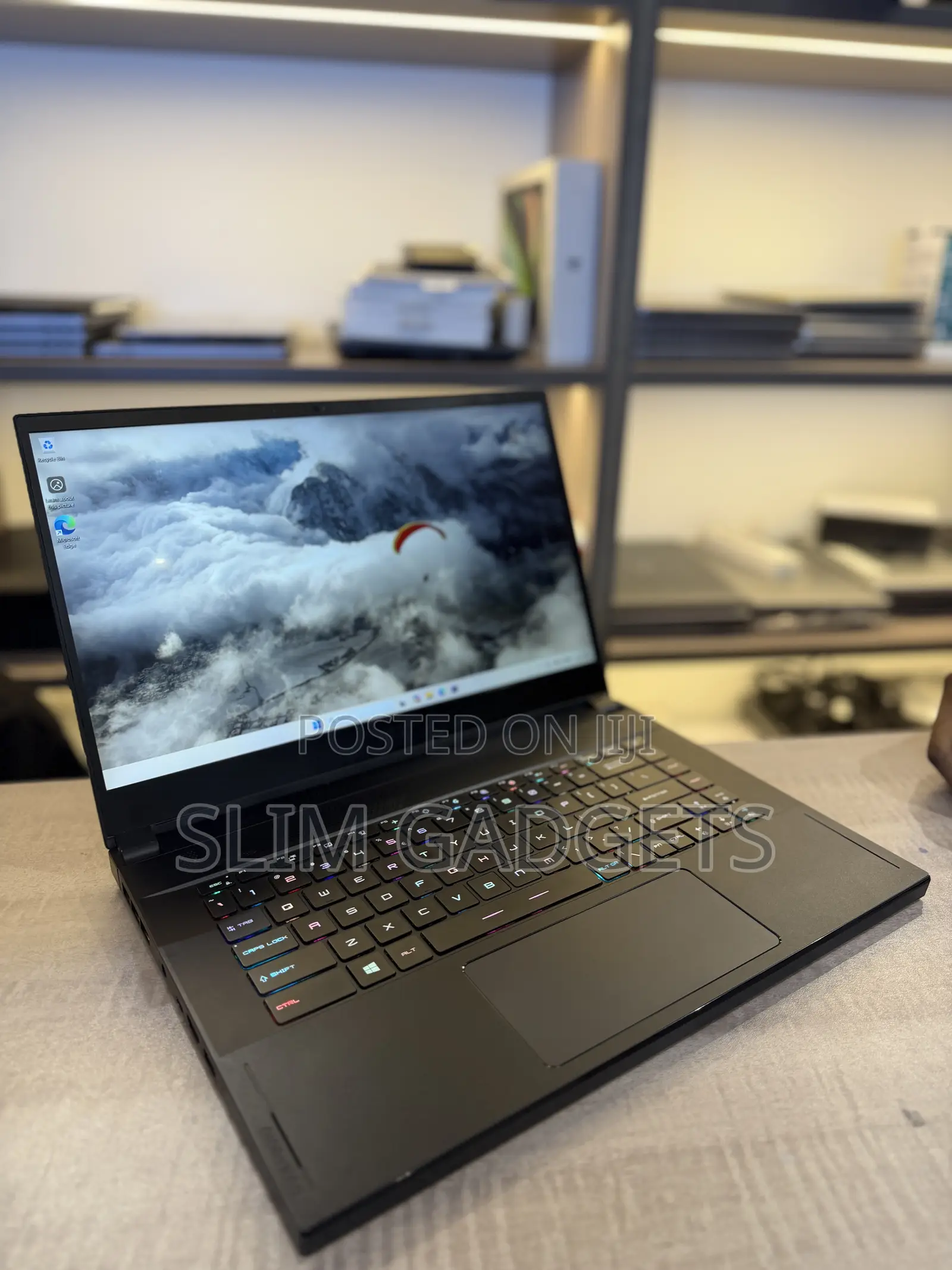 Laptop MSI GS66 Stealth 11UH 64GB Intel Core i9 SSD 1T
