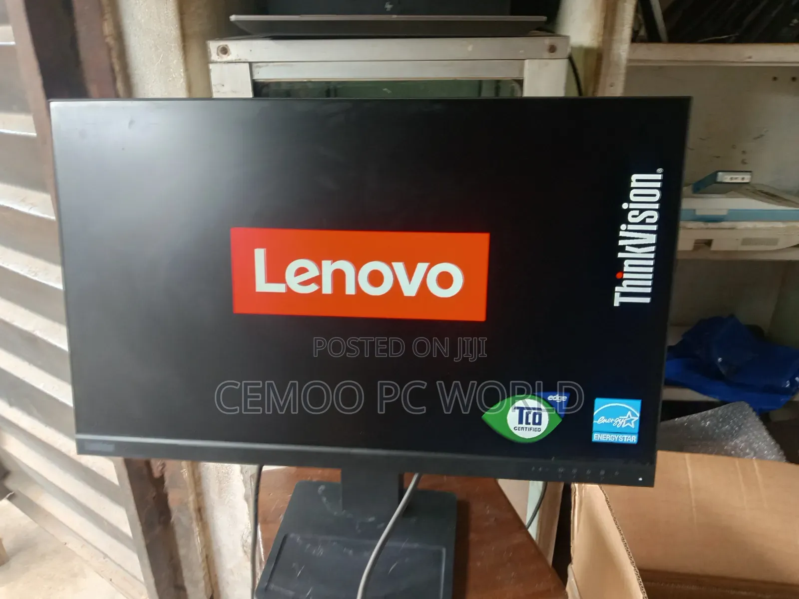 Lenovo Frameless Monitor