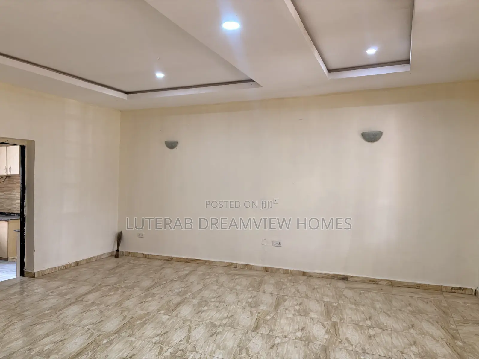 2bdrm Block of Flats in Guzape for rent