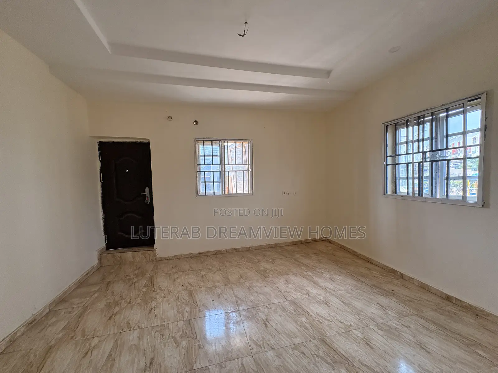 2bdrm Block of Flats in Guzape for rent