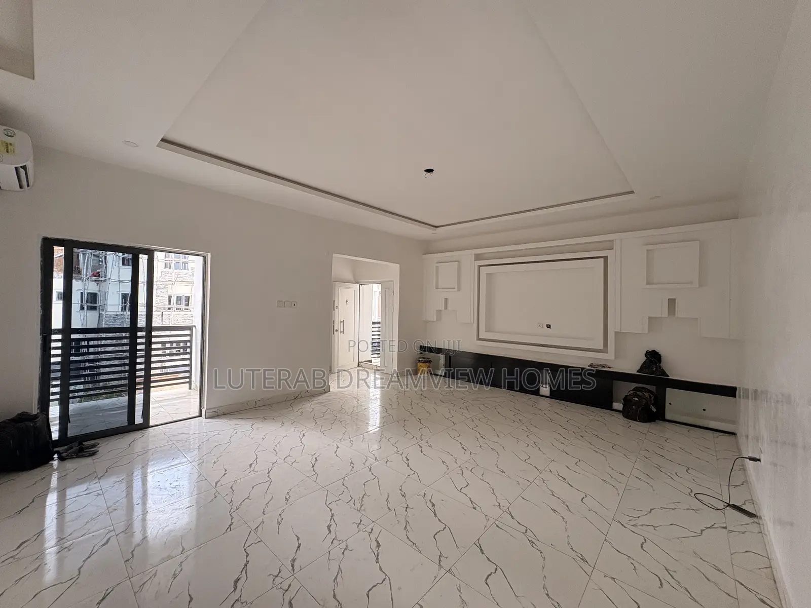 2bdrm Block of Flats in Guzape for rent