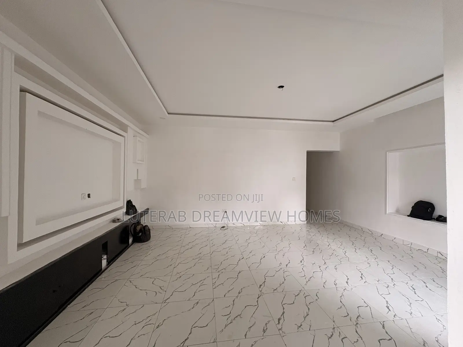2bdrm Block of Flats in Guzape for rent