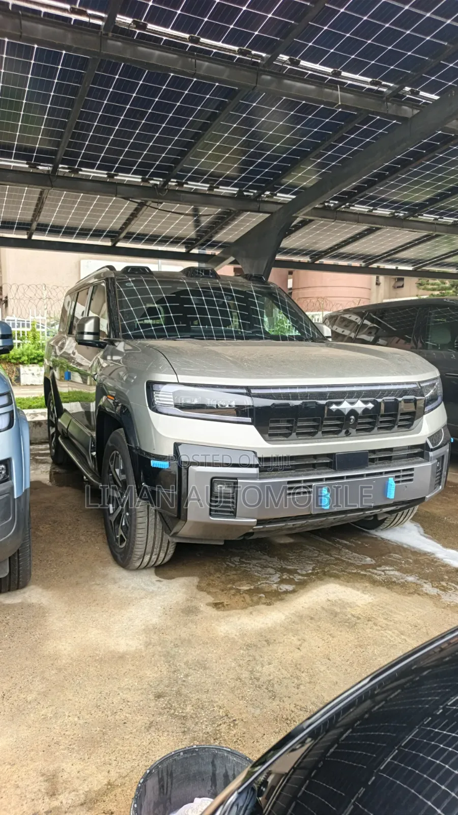 New BYD Leopard 8 2.0 Hybrid AWD 2025 Gray