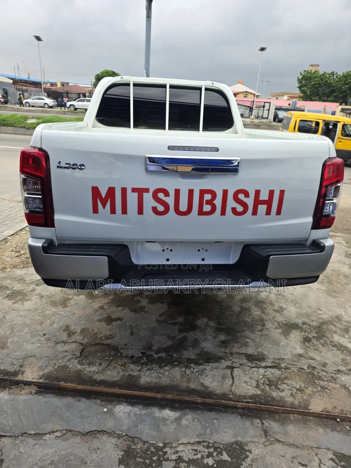 Mitsubishi L200 2024 White