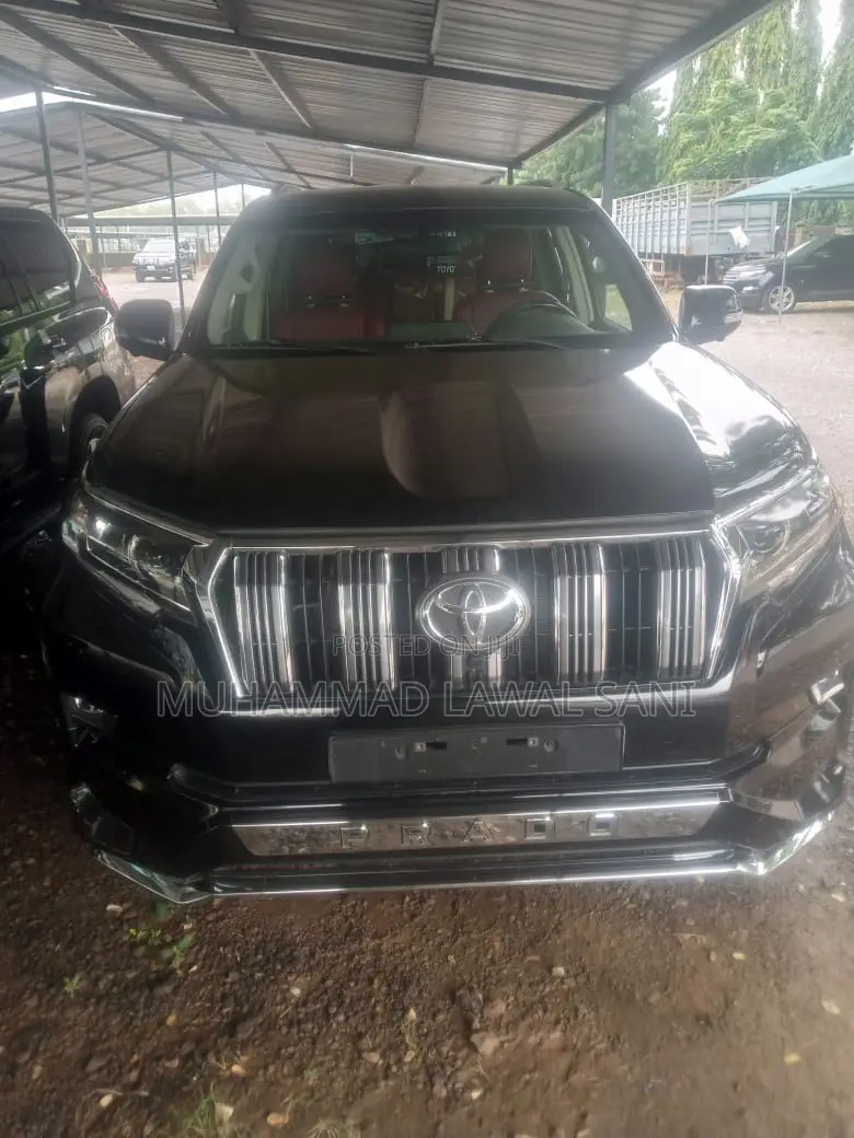 Toyota Land Cruiser Prado 2019 Black