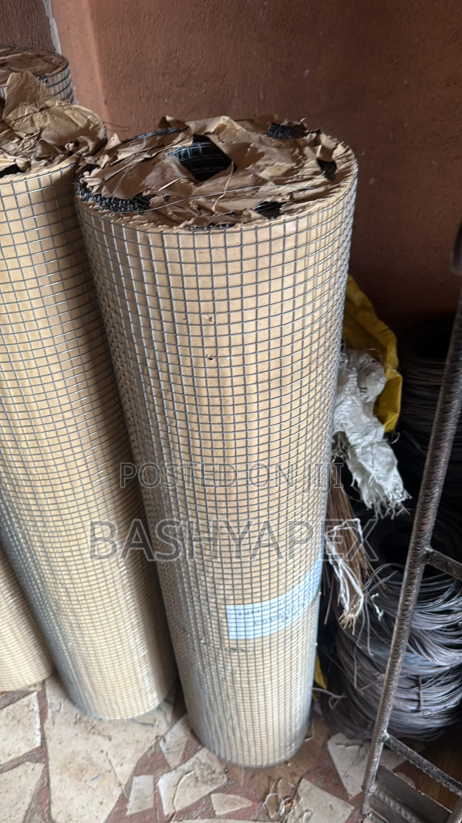 Mesh Wire Half Inch 1.2mm 0.5 X 0.5 4ft X 20m