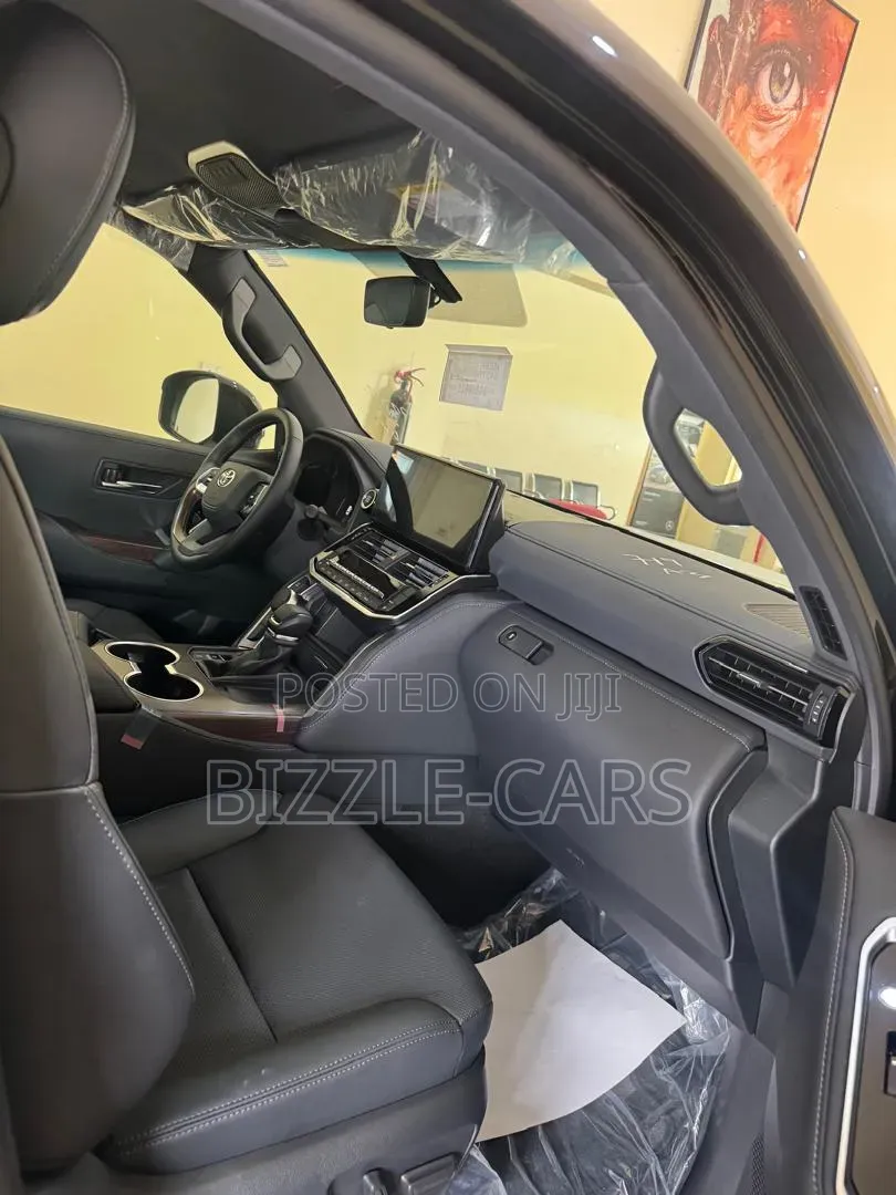 New Toyota Land Cruiser 2025 Black